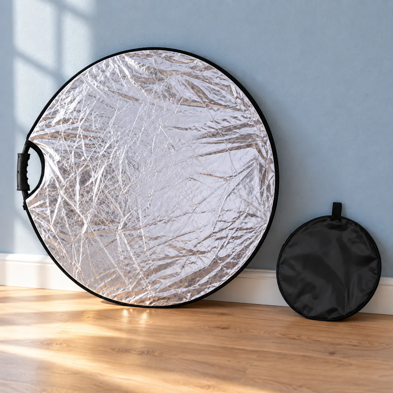 Folding Light Reflector in Gold / Silver: alternate view