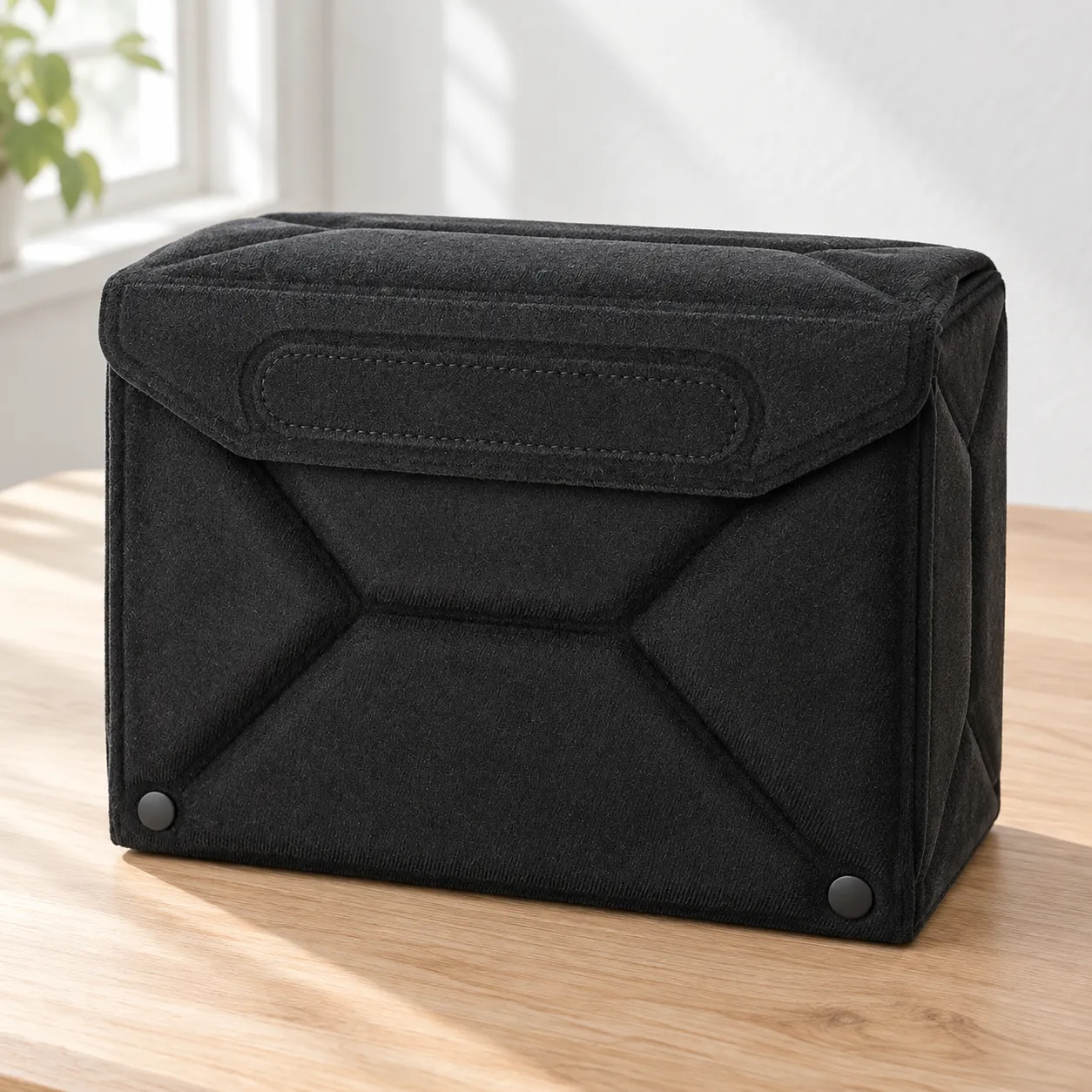 Model 061 medium folding padded camera insert: lead view; props not included