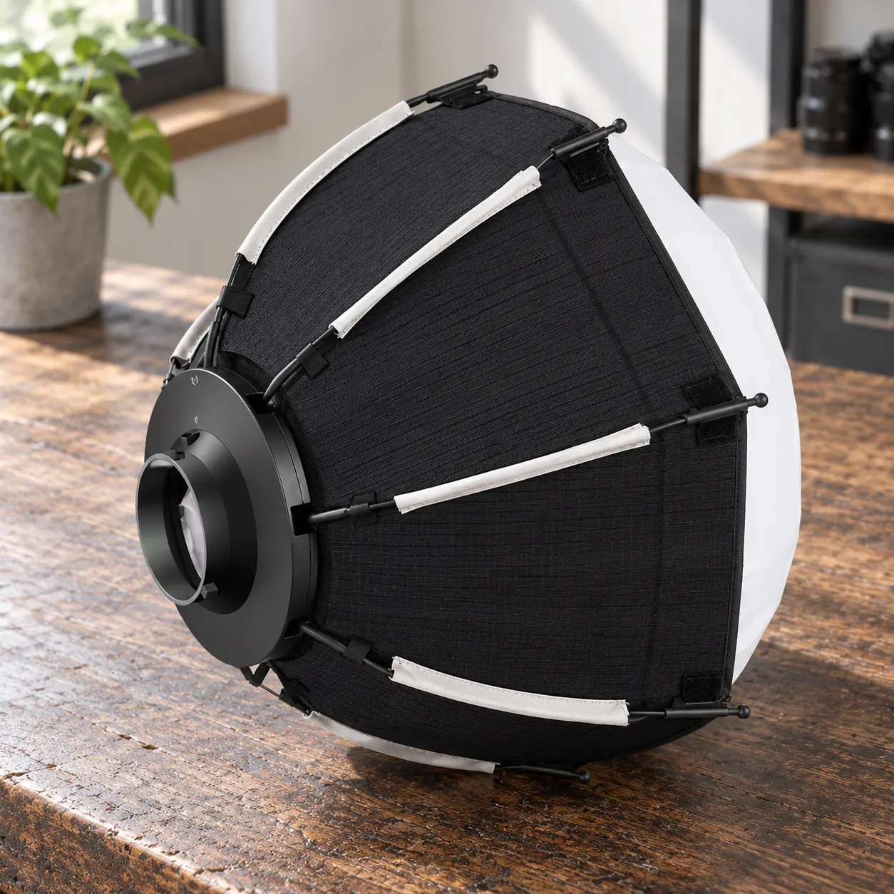 Miles Mini Softbox — alternate view; demonstration equipment is not included