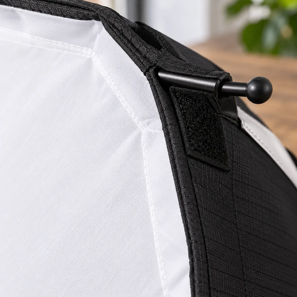 Miles Mini Softbox — detail view; demonstration equipment is not included